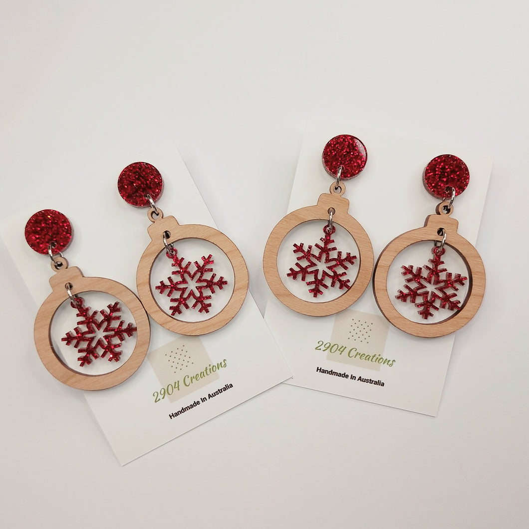 SNOWFLAKE BAUBLE DROP - 2 COLOURS AVAILABLE