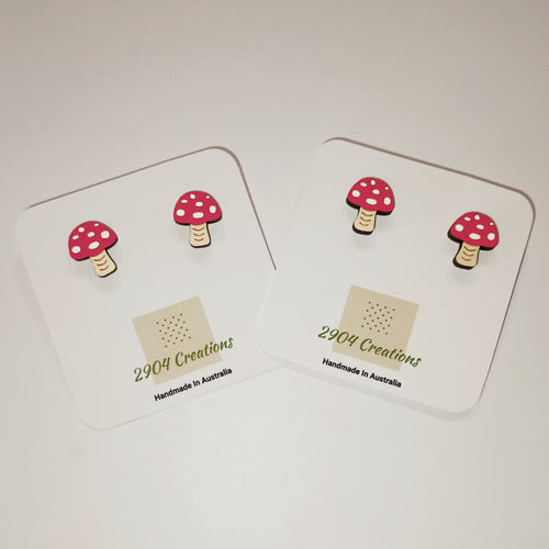 TOADSTOOL STUDS